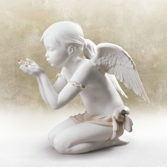 figurka porcelanowa biskwitowa anioł Lladro